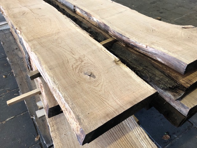 Vlekkeloos Rook kwaad Eiken schaaldelen 5 cm (Gedroogd) - Bouwmaterialen Schijndel - Groot  assortiment sloophout en gebruikt hout