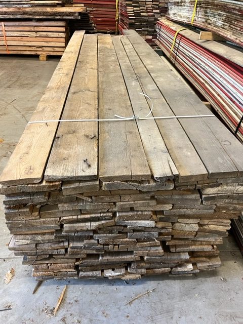 Verdeelstuk rechter Mart Authentiek partij sloophouten planken / Barnwood - Bouwmaterialen Schijndel  - Groot assortiment sloophout en gebruikt hout